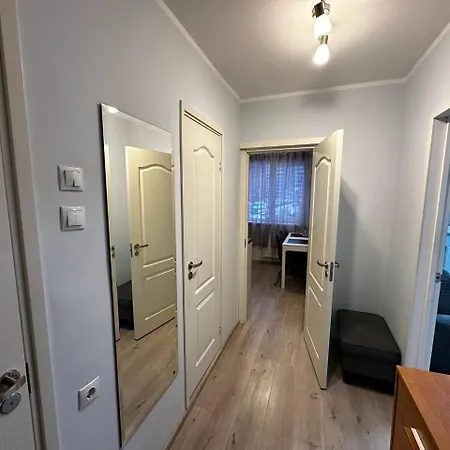 Apartment Tallinn's Prime Spot: Pae 49 - Near Airport, Concerts & Shops