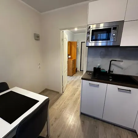 Tallinn's Prime Spot: Pae 49 - Near Airport, Concerts & Shops Tallinn