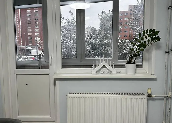 Apartamento Tallinn's Prime Spot: Pae 49 - Near Airport, Concerts & Shops Tallin