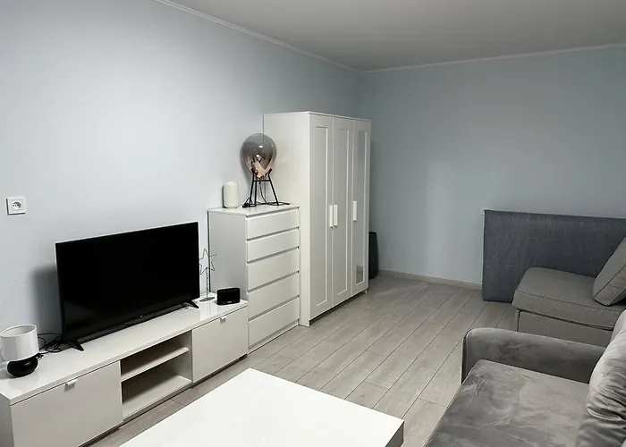 Apartman Tallinn's Prime Spot: Pae 49 - Near Airport, Concerts & Shops *
