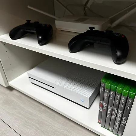 Apartamento Tallinn's Prime Spot: Pae 49 - Near Airport, Concerts & Shops Talin