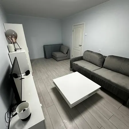 Tallinn's Prime Spot: Pae 49 - Near Airport, Concerts & Shops *