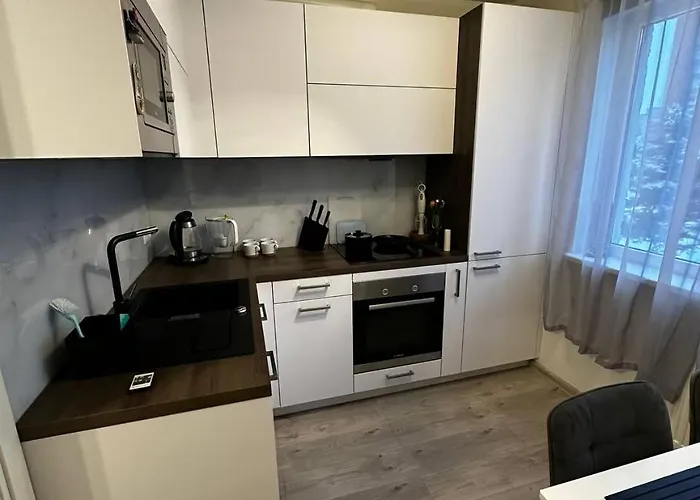 דירה Tallinn's Prime Spot: Pae 49 - Near Airport, Concerts & Shops